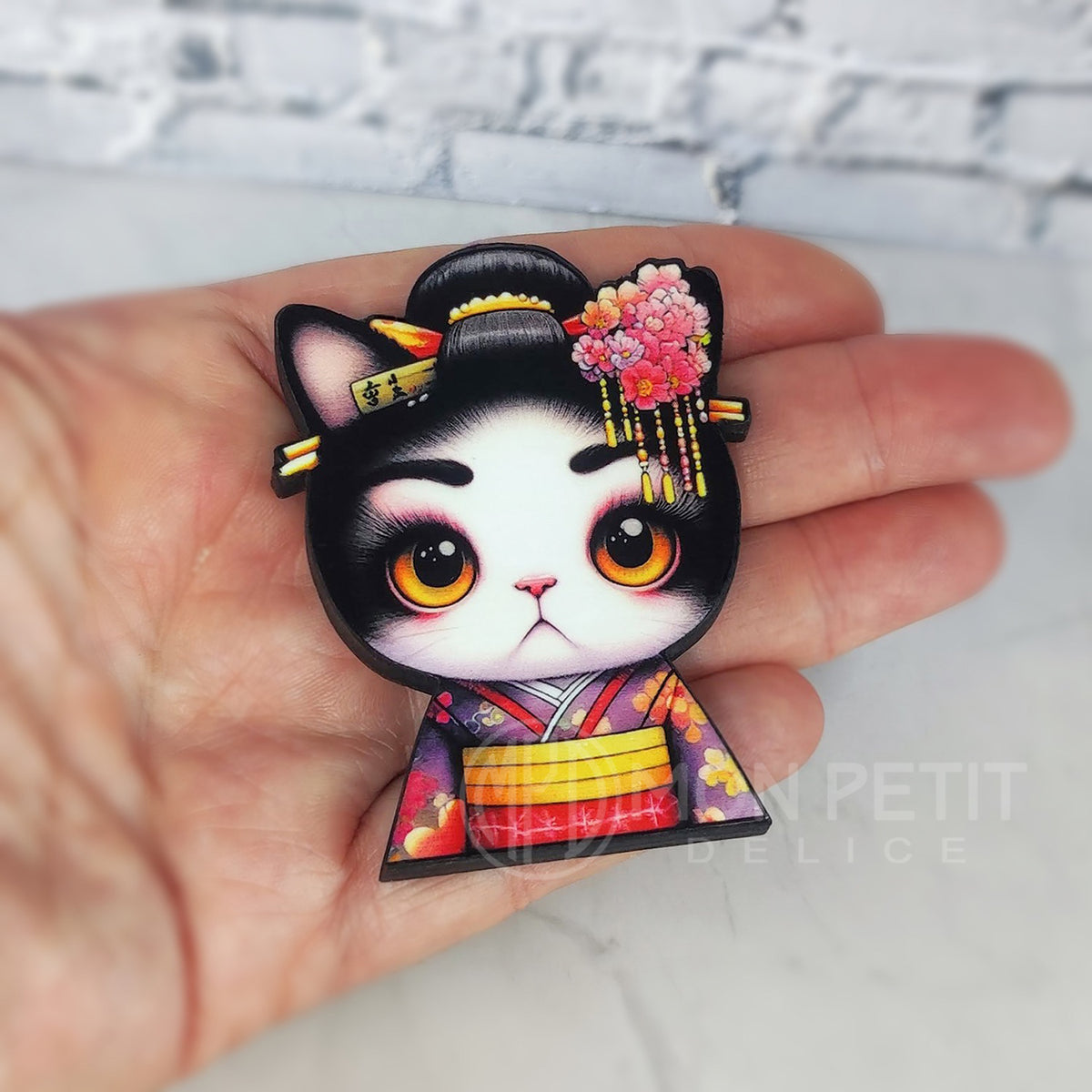 Geisha kitty wooden pin with detailed black hair illustration, kawaii brooch.