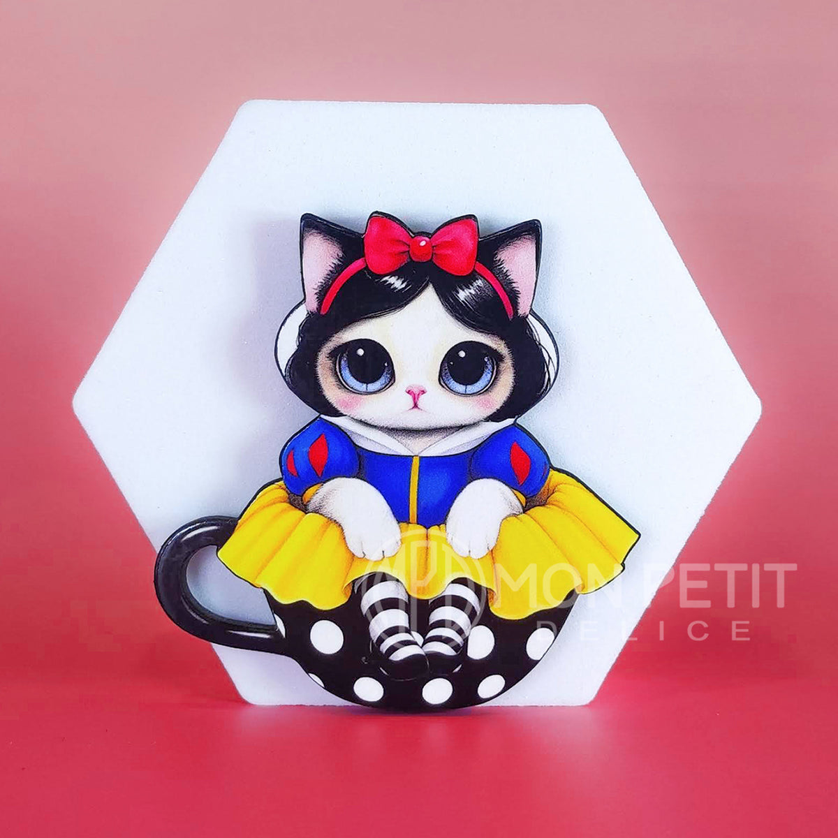 Broche en Bois Minette Blanche-Neige 🍎🐱